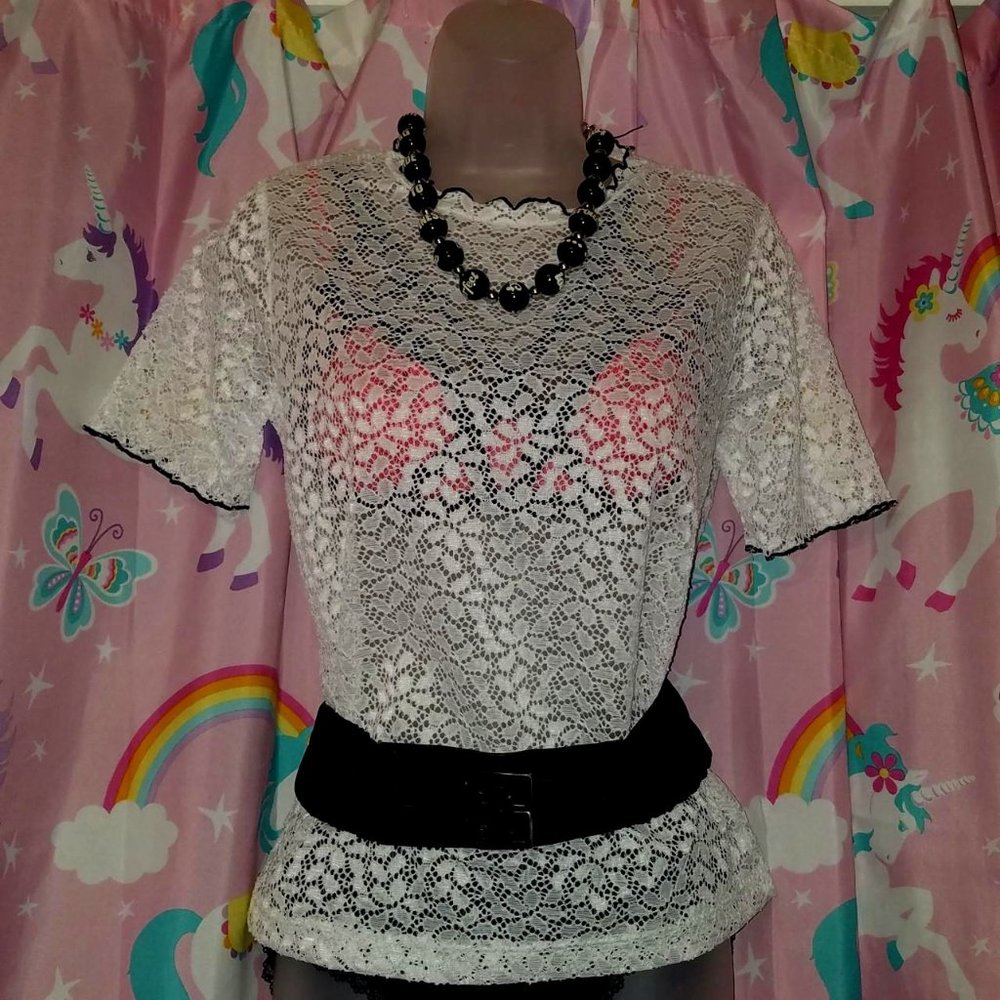 Zara Ivory Lace Short Sleeve Blouse Size Medium NWT